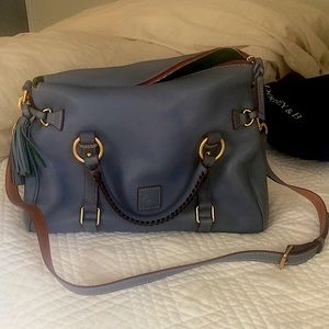 Dooney & Bourke Purse